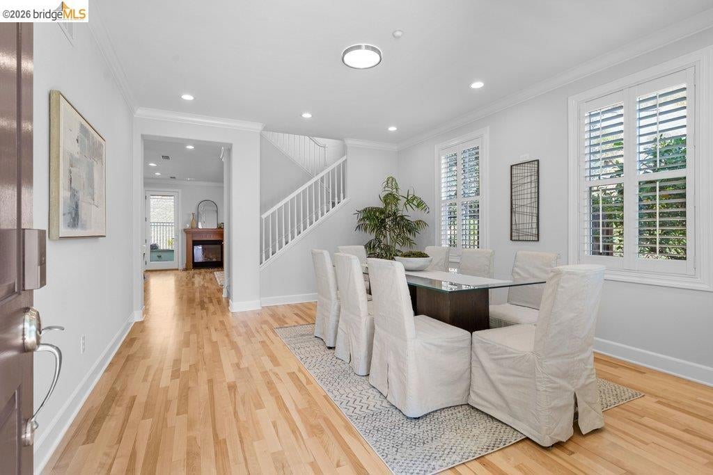 207 Flagship Court