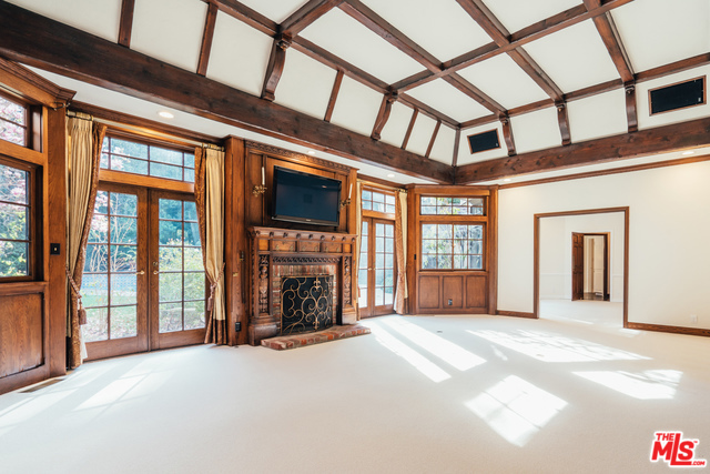 1509 STONE CANYON Road