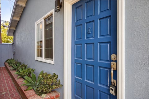 Tiny photo for 317 Cahuenga DR, Oxnard, CA 93035 (MLS # SR26151925)