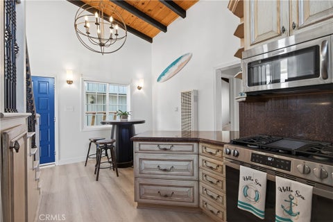 Tiny photo for 317 Cahuenga DR, Oxnard, CA 93035 (MLS # SR26151925)