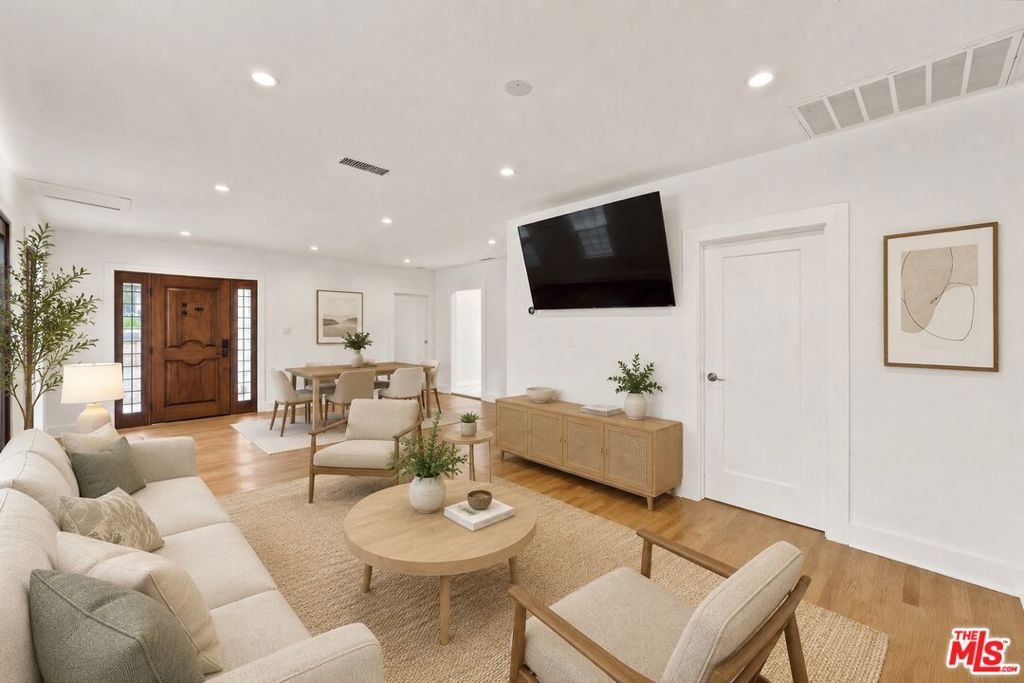 4157 W Avenue 40 Ave, Los Angeles CA 90065