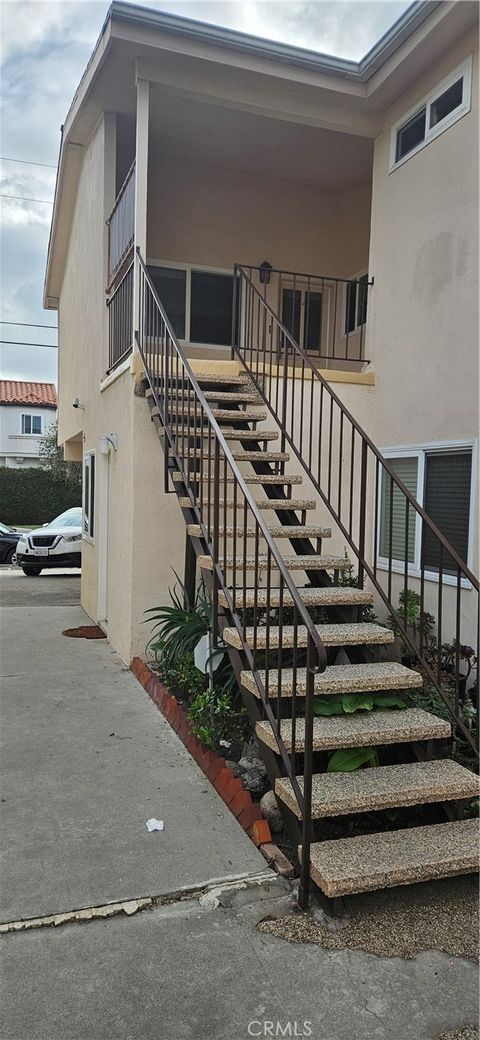 Photo of 23818 Audrey Avenue #D, Torrance, CA 90505 (MLS # SB26040558)