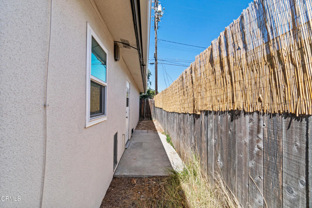 Empire/Sidonia - 1070 - Residential Income