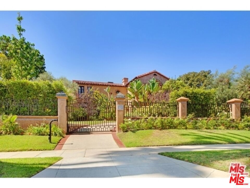 725 N Foothill Road