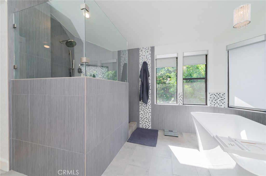 Crown Royale (CR) - Residential