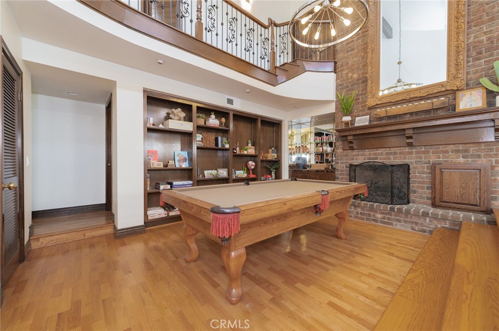 Crown Royale (CR) - Residential