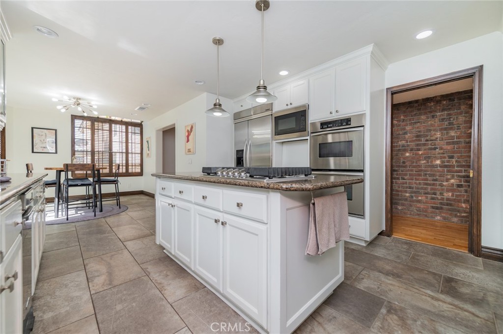 Crown Royale (CR) - Residential