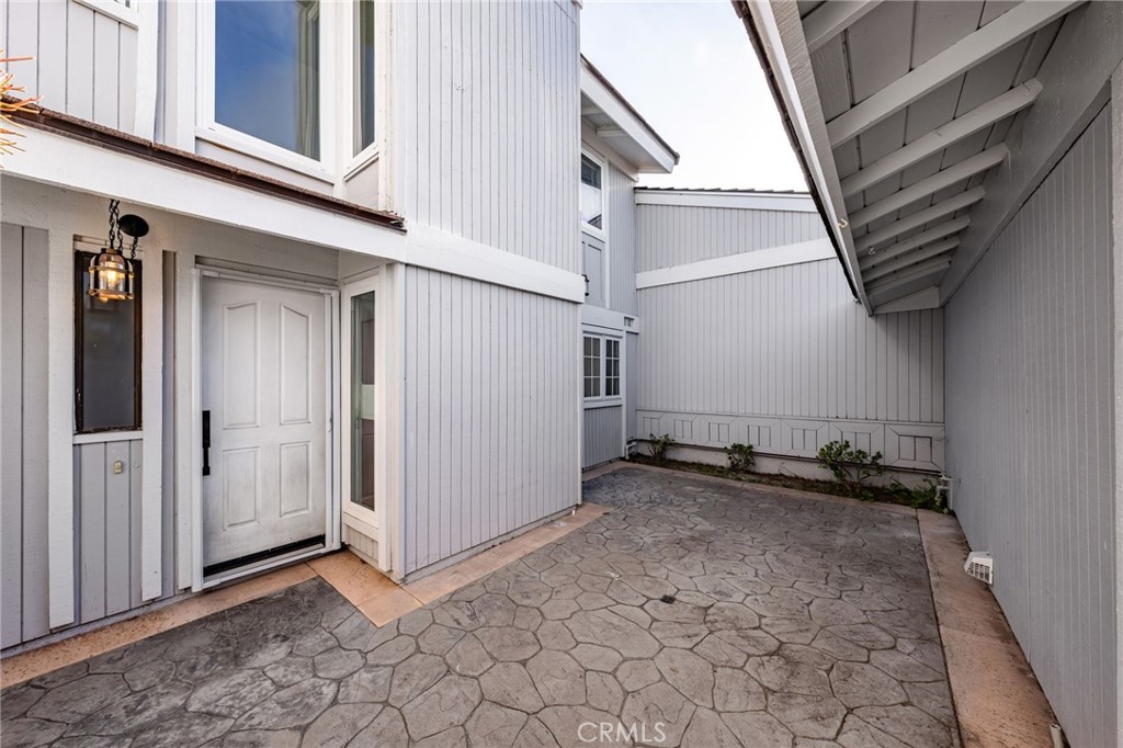 33922 Manta Court
