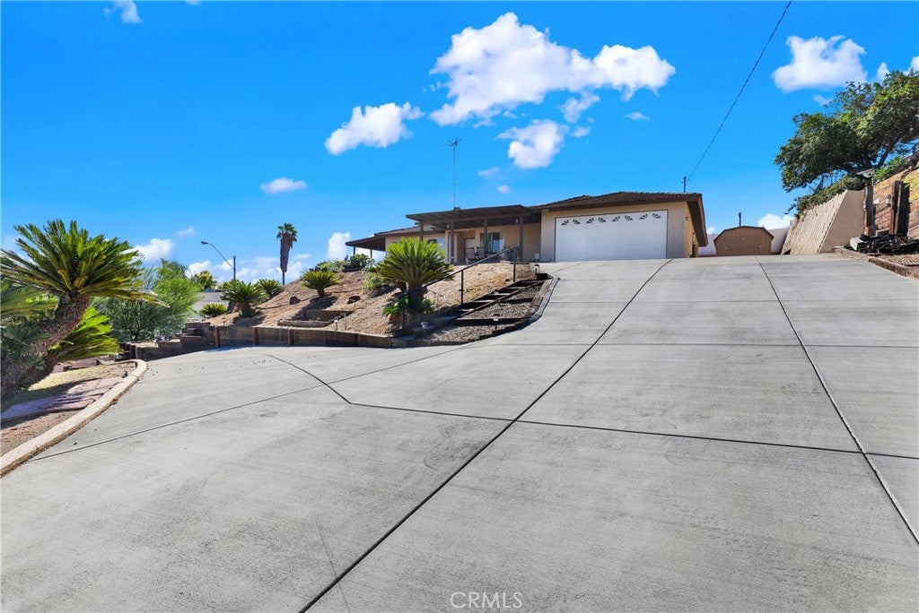 14135 El Mesa Dr.