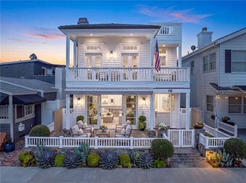 Photo of 118 Sapphire AVE, Newport Beach, CA 92662 (MLS # NP26196169)