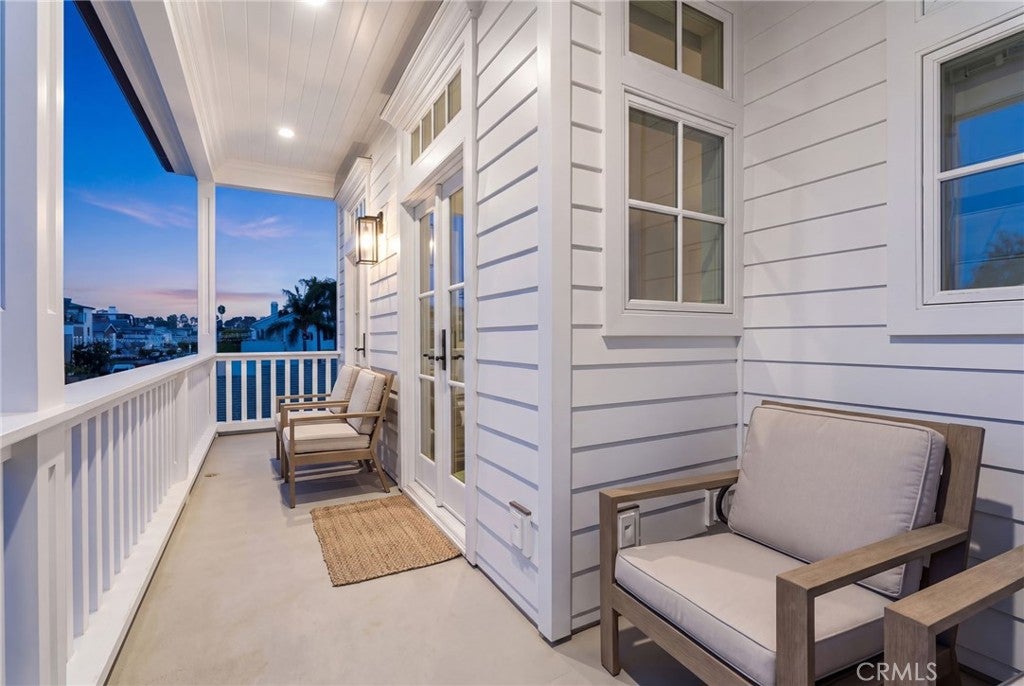 118 Sapphire, Newport Beach CA 92662 - Photo 18