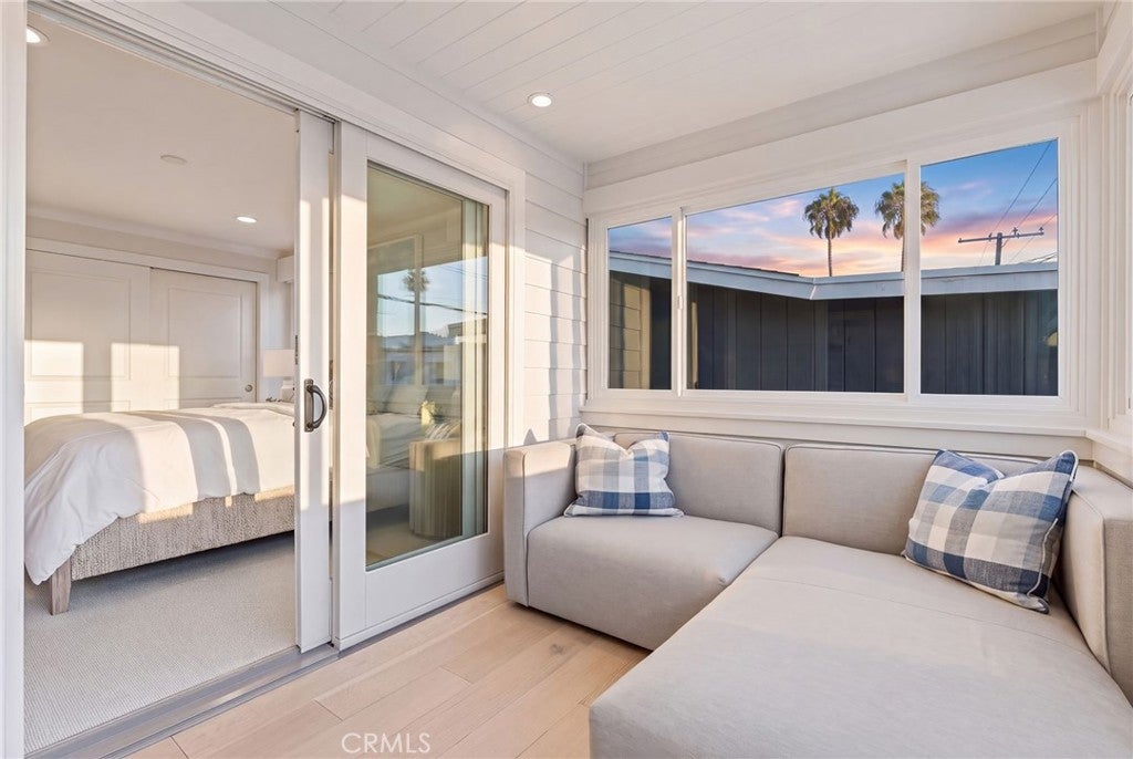118 Sapphire, Newport Beach CA 92662 - Photo 28