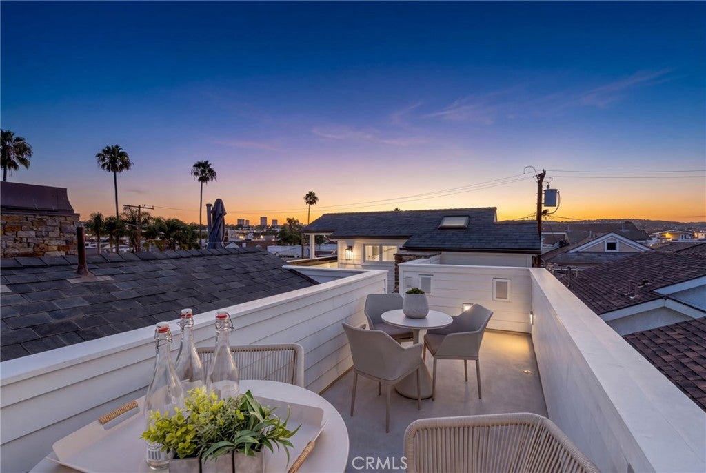 118 Sapphire, Newport Beach CA 92662 - Photo 39
