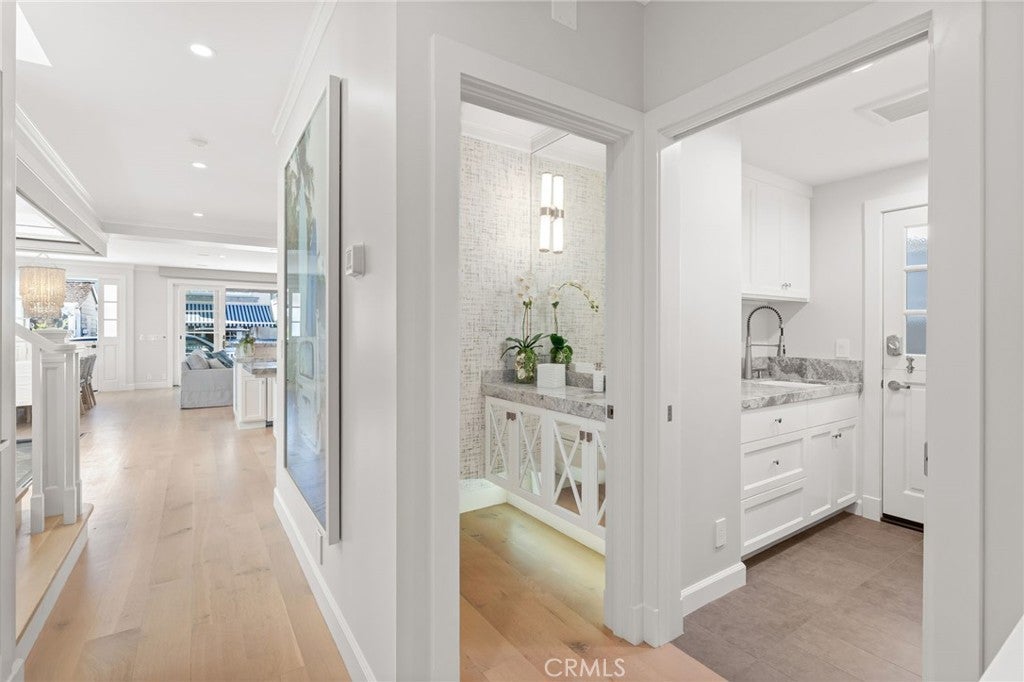 118 Sapphire, Newport Beach CA 92662 - Photo 14