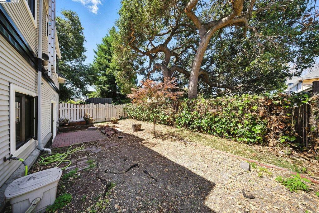 ALAMEDA - Residential Income