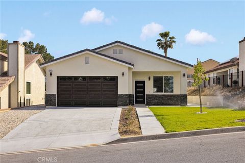 Photo of 17745 Vista Point Drive, Victorville, CA 92395 (MLS # HD26085201)