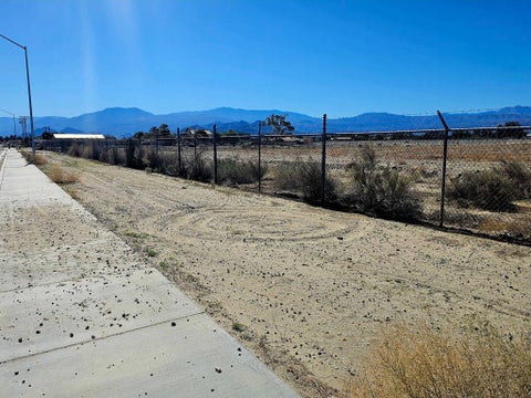 Tiny photo for 37503 Dune Palms Road, Indio, CA 92203 (MLS # 219155175DA)
