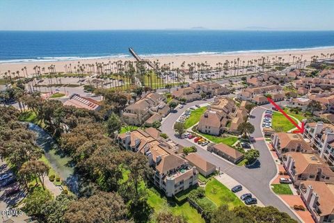 Photo of 716 Island View Circle, Port Hueneme, CA 93041 (MLS # V1-36375)
