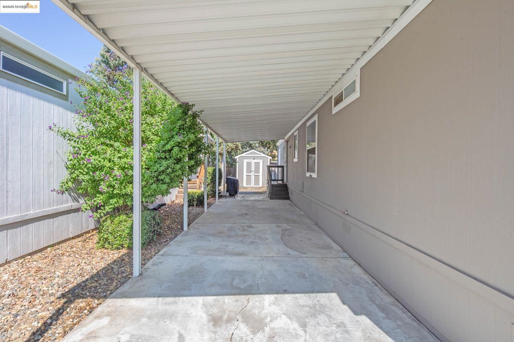 16711 Marsh Creek Rd