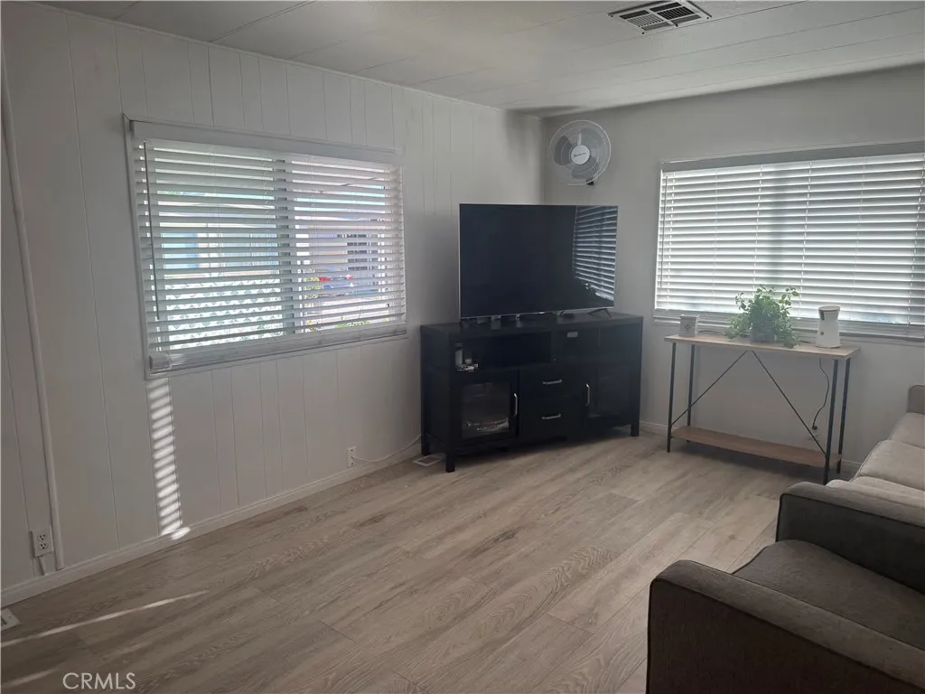 Victorville, California 92395, United States, 1 Bedroom Bedrooms, ,1 BathroomBathrooms,Residential,Active,165133