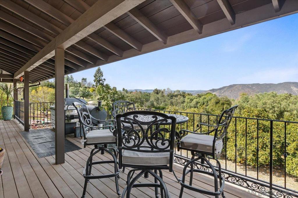1379 Sunny Heights Road