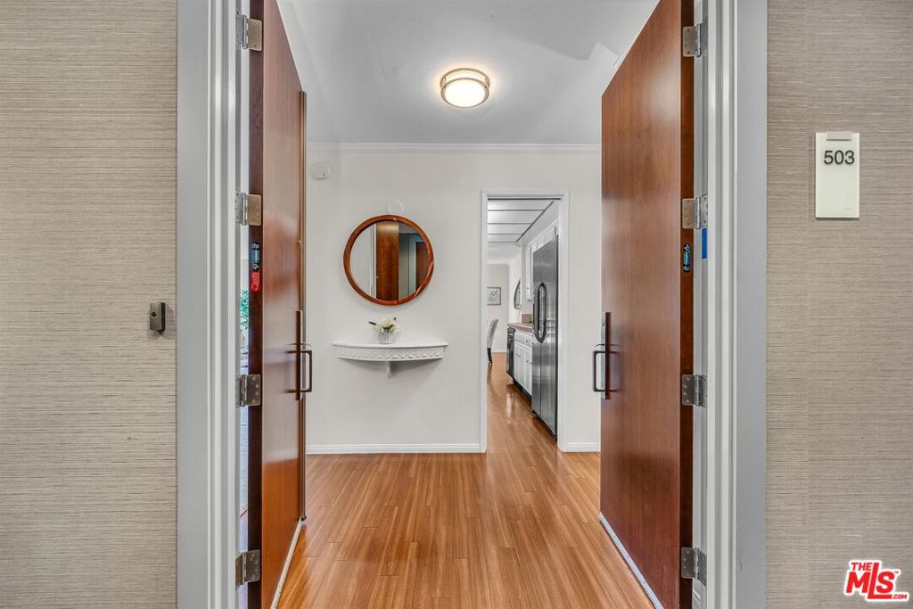 Properties 4 11965 Gorham Avenue 503