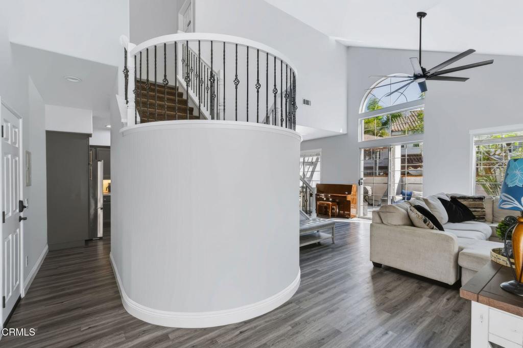 287 Camino Toluca