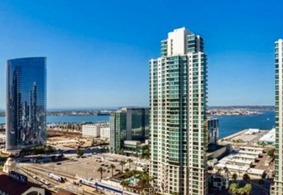 1240 India Street 2101