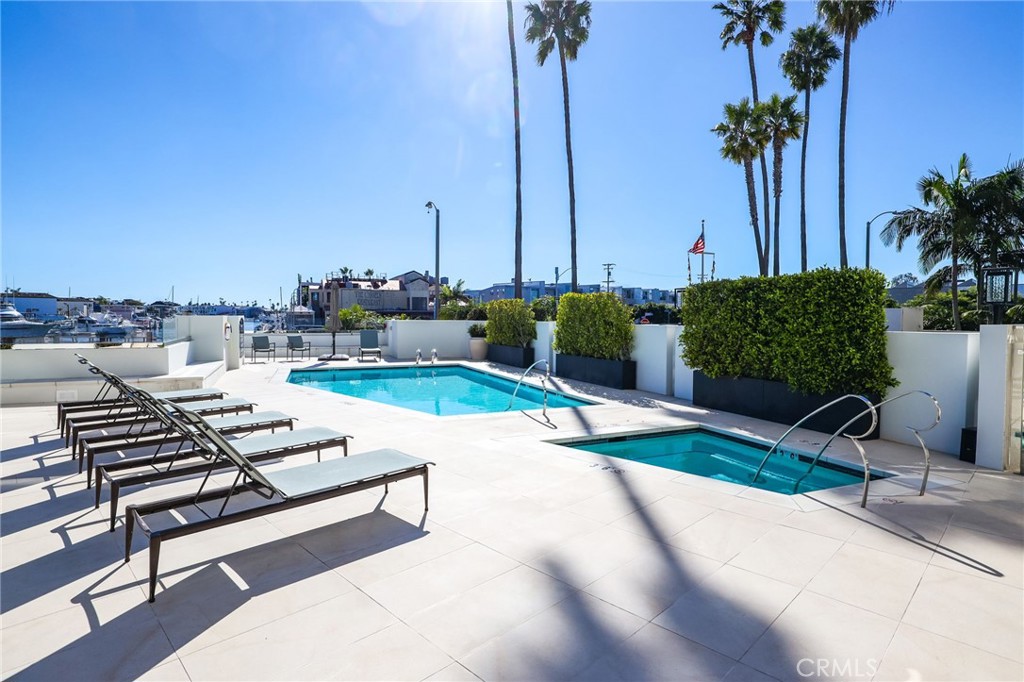 Lido Building (#601) (L601) - Residential Lease