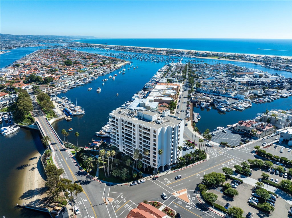 Lido Building (#601) (L601) - Residential Lease