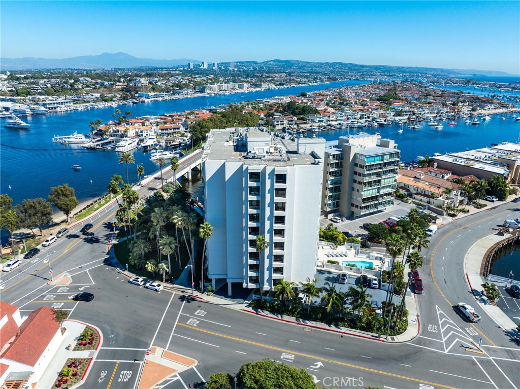 Lido Building (#601) (L601) - Residential Lease