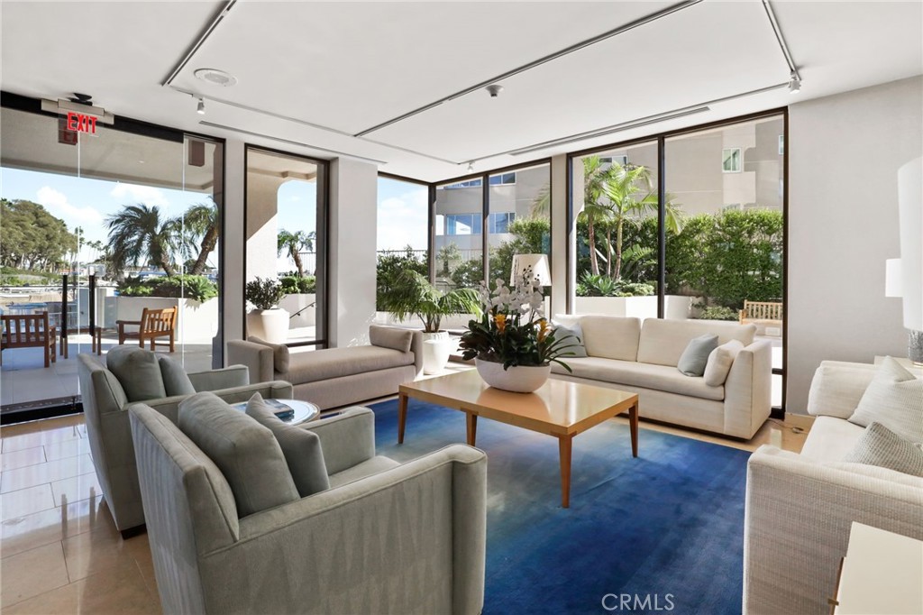 Lido Building (#601) (L601) - Residential Lease