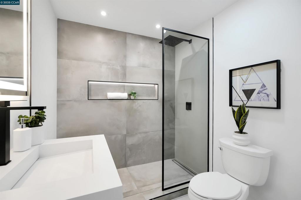 WOODSIDE GLEN - Residential