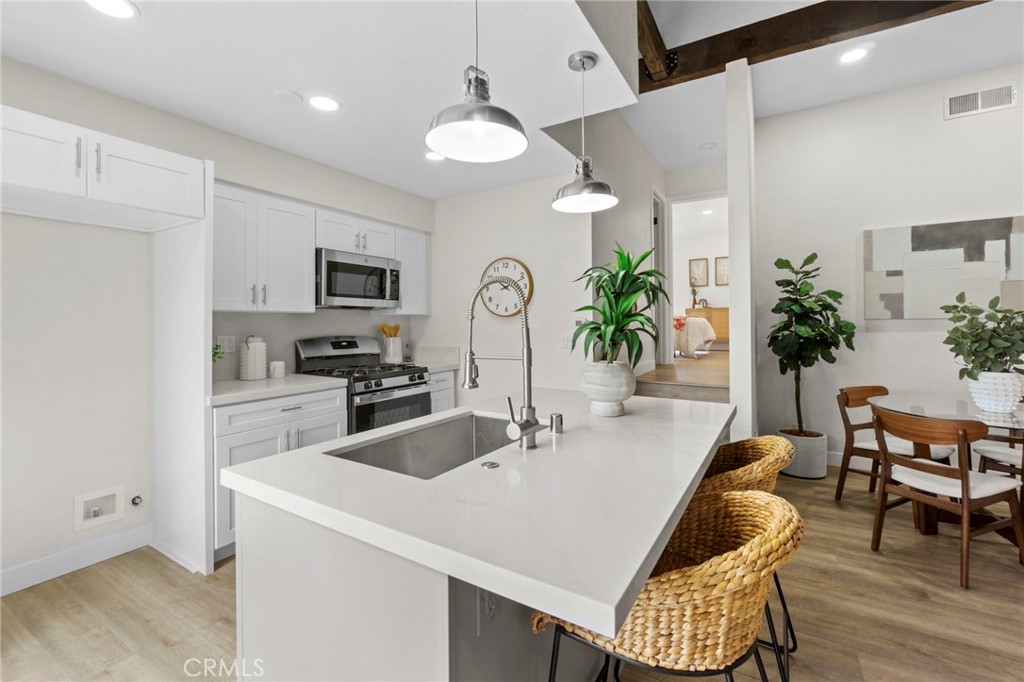 2900 S Greenville S H