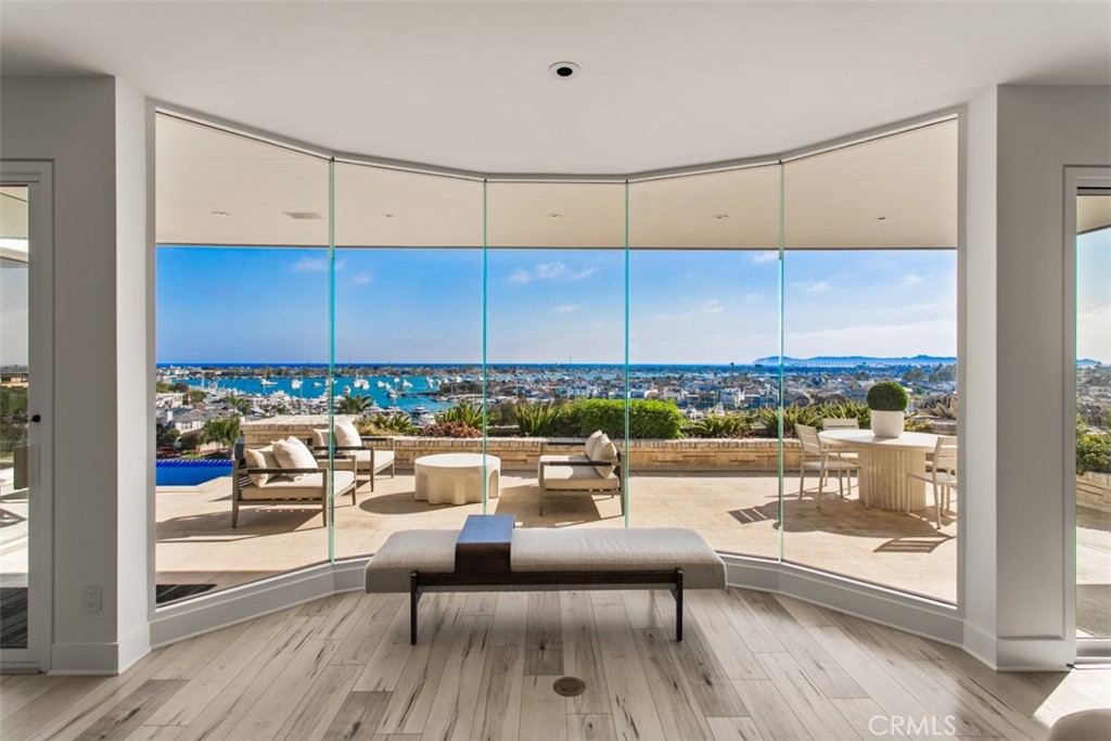 Irvine Terrace (IRVT) - Residential