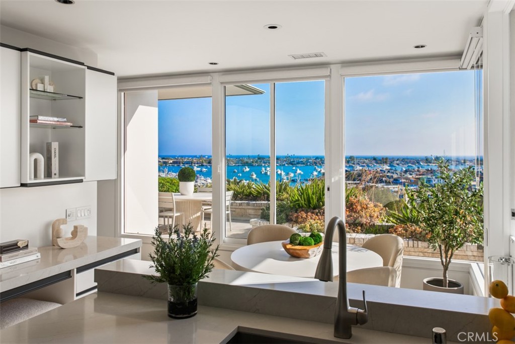 Irvine Terrace (IRVT) - Residential