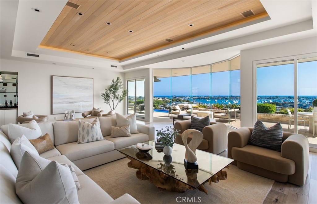 Irvine Terrace (IRVT) - Residential