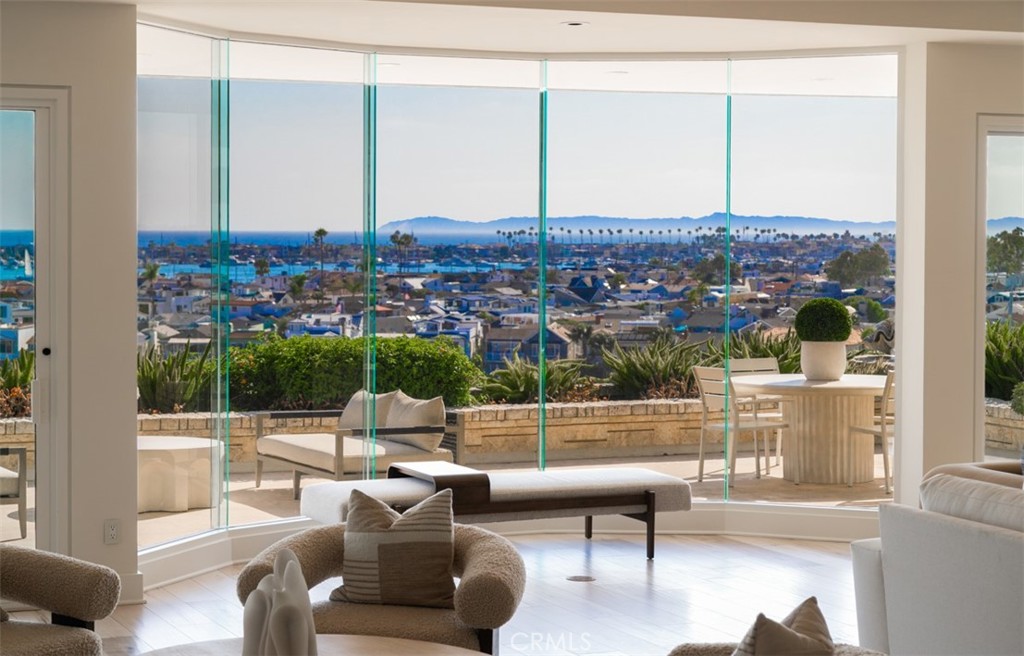Irvine Terrace (IRVT) - Residential