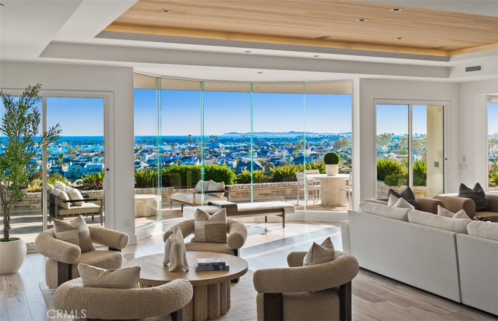 Irvine Terrace (IRVT) - Residential