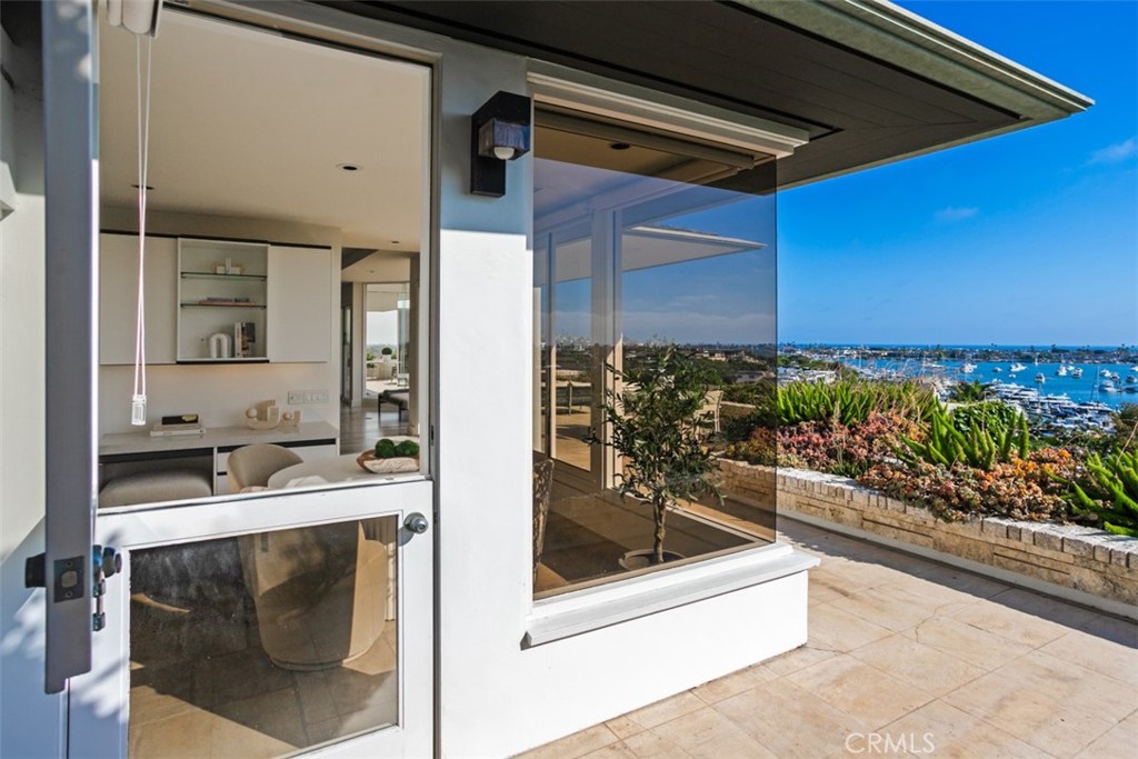 Irvine Terrace (IRVT) - Residential
