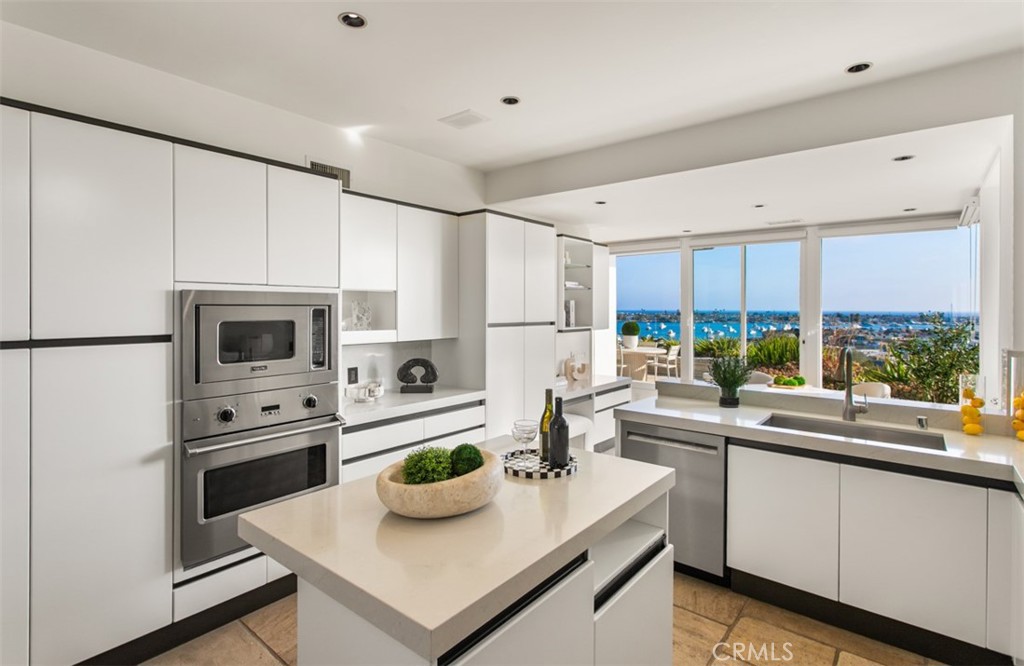 Irvine Terrace (IRVT) - Residential