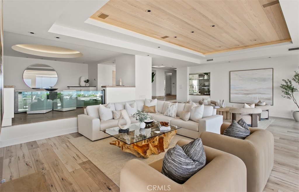 Irvine Terrace (IRVT) - Residential