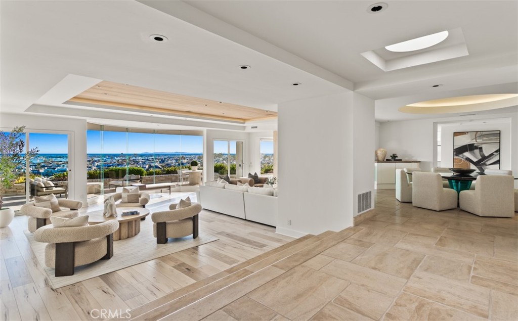 Irvine Terrace (IRVT) - Residential
