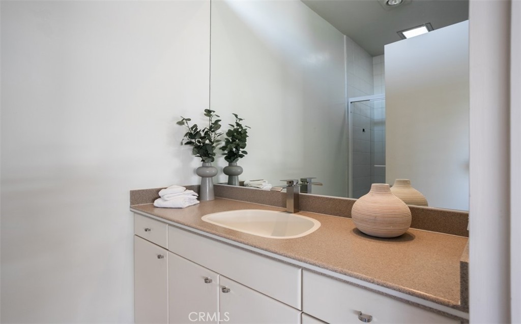 Irvine Terrace (IRVT) - Residential