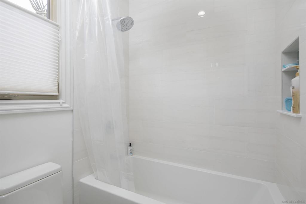 La Jolla - Residential Lease
