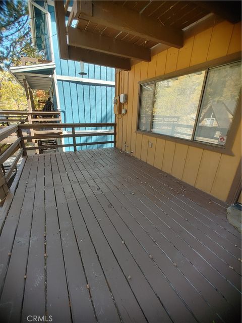 Photo of 32981 Deer Ln, Arrowbear, CA 92382 (MLS # IV25243926)