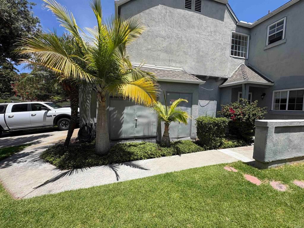 2693 Regent Road, Carlsbad CA 92010