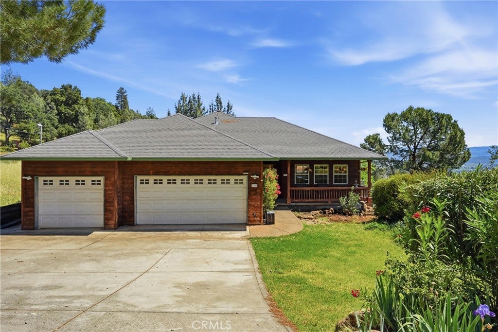 17860 Deer Hill