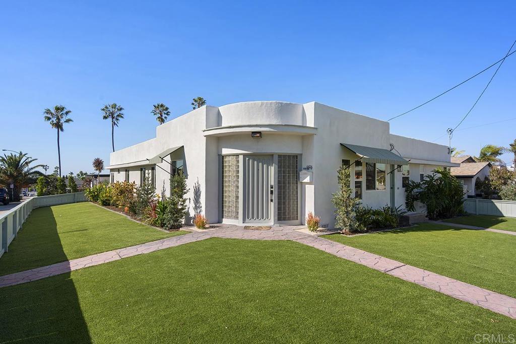 4404 Voltaire Street