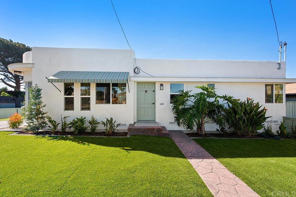 4404 Voltaire Street